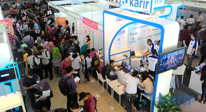 Ribuan Lulusan Baru Serbu Karir.com Expo di Yogyakarta 